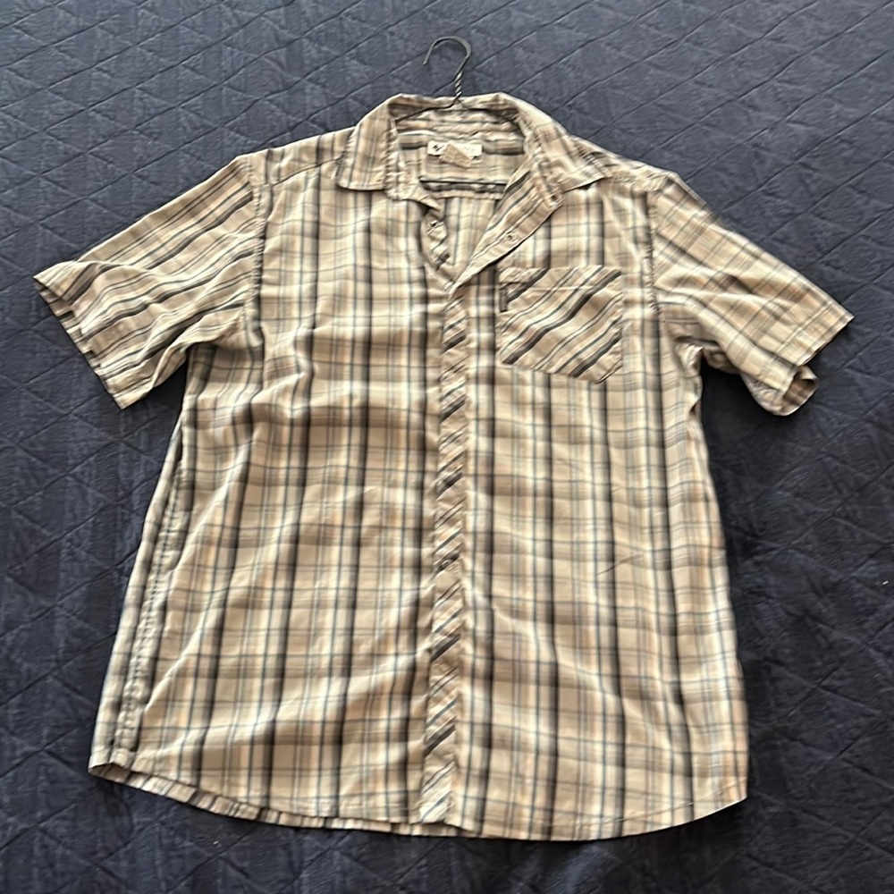 Columbia snap front shirt